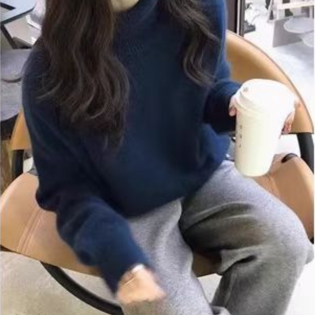 ELLEN | EKSKLUSIV RULLEKRAVE-SWEATER